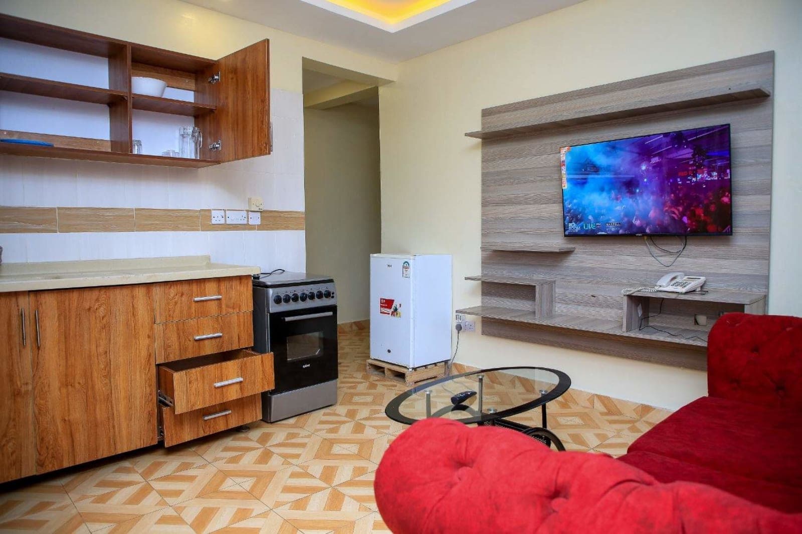 Deluxe Room / Family Suite - Photo 6