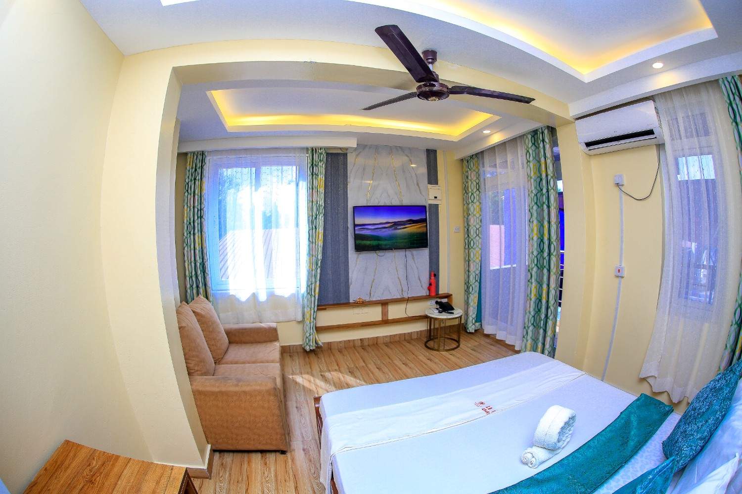 Le Mach Hotel